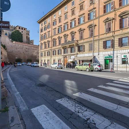 Manfredi House San Pietro Hotell Rom Exteriör bild
